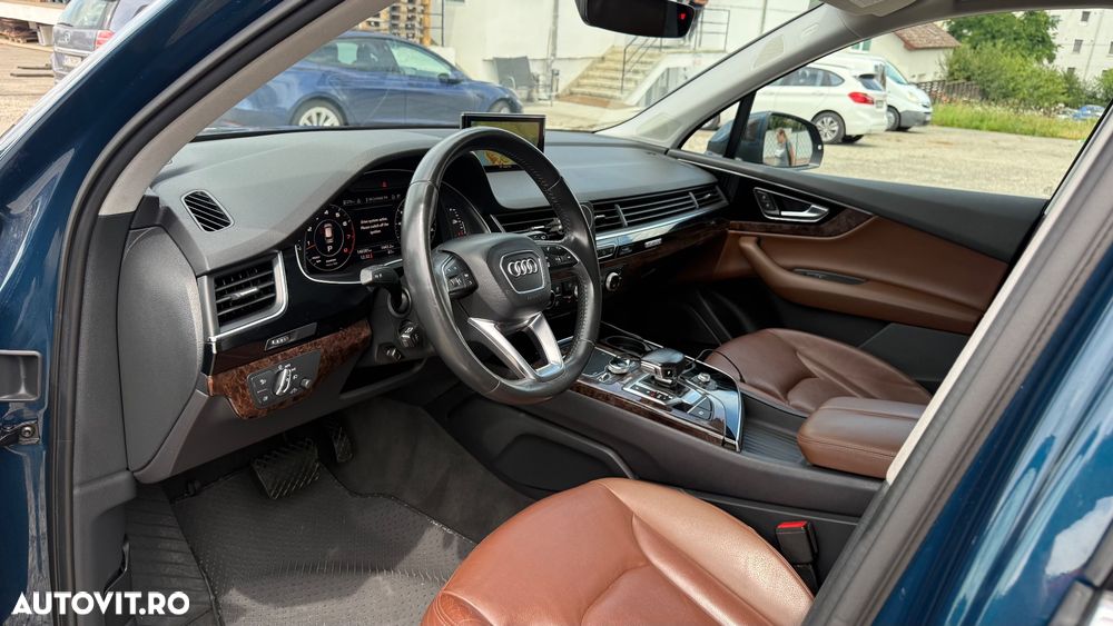 Audi Q7 3.0 TFSI Quattro Tiptronic - 23