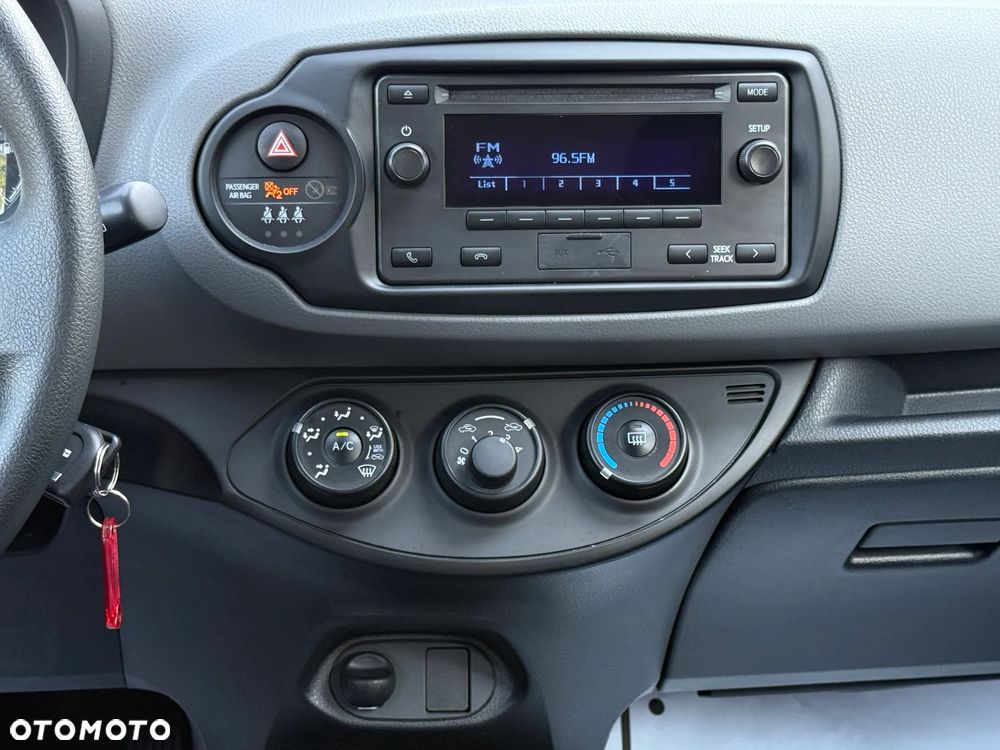 Toyota Yaris 1.0 Active - 7
