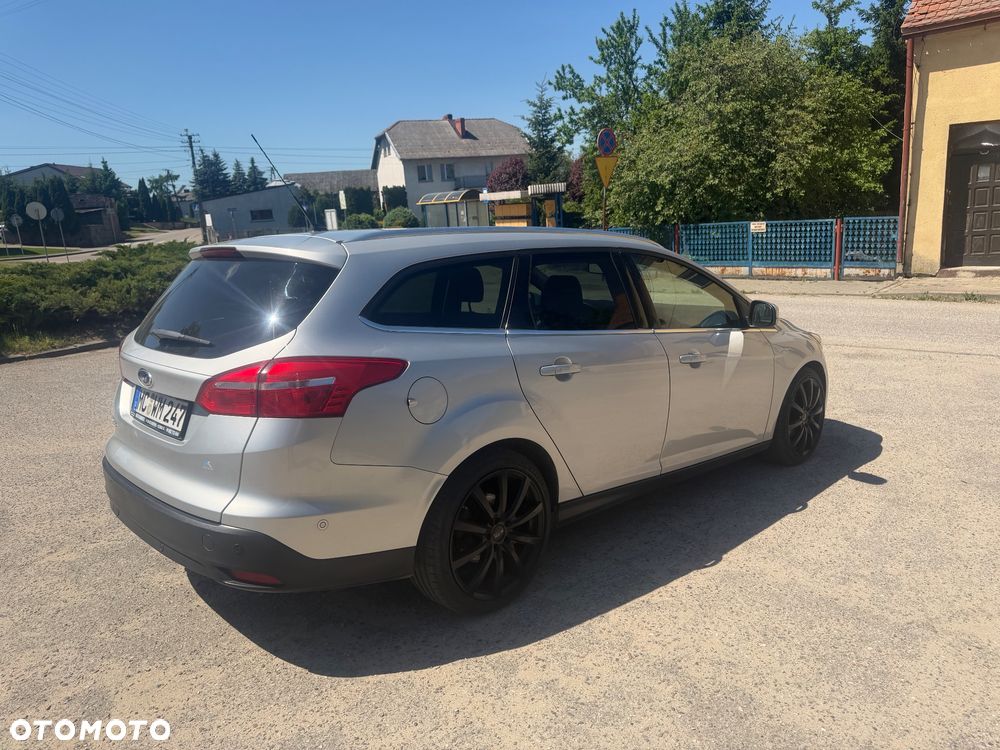 Ford Focus - 10