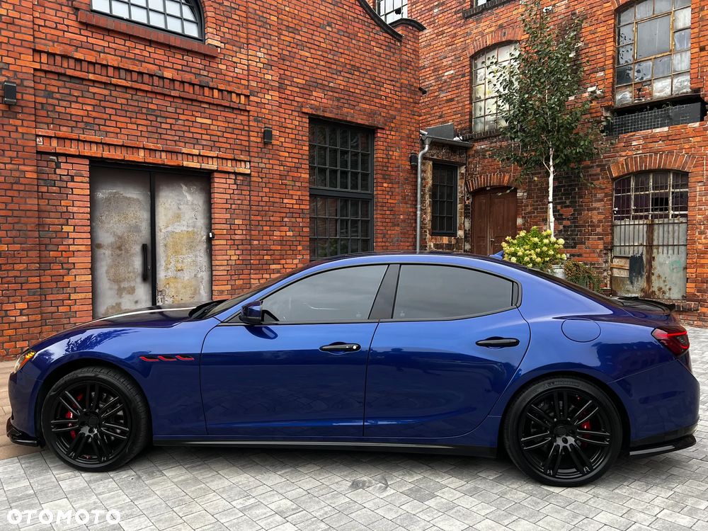 Maserati Ghibli S Q4 - 10