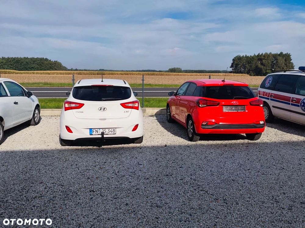 Hyundai i20 - 10