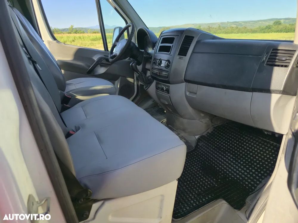 Volkswagen Crafter - 17