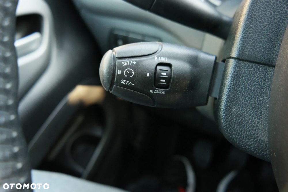 Peugeot Partner - 32