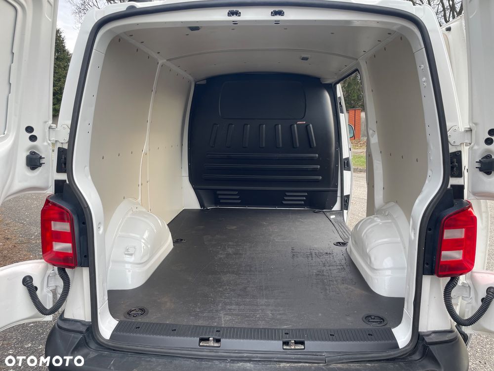 Volkswagen Transporter - 7