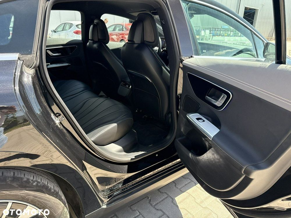 Mercedes-Benz EQE 350+ 90.5kWh - 17
