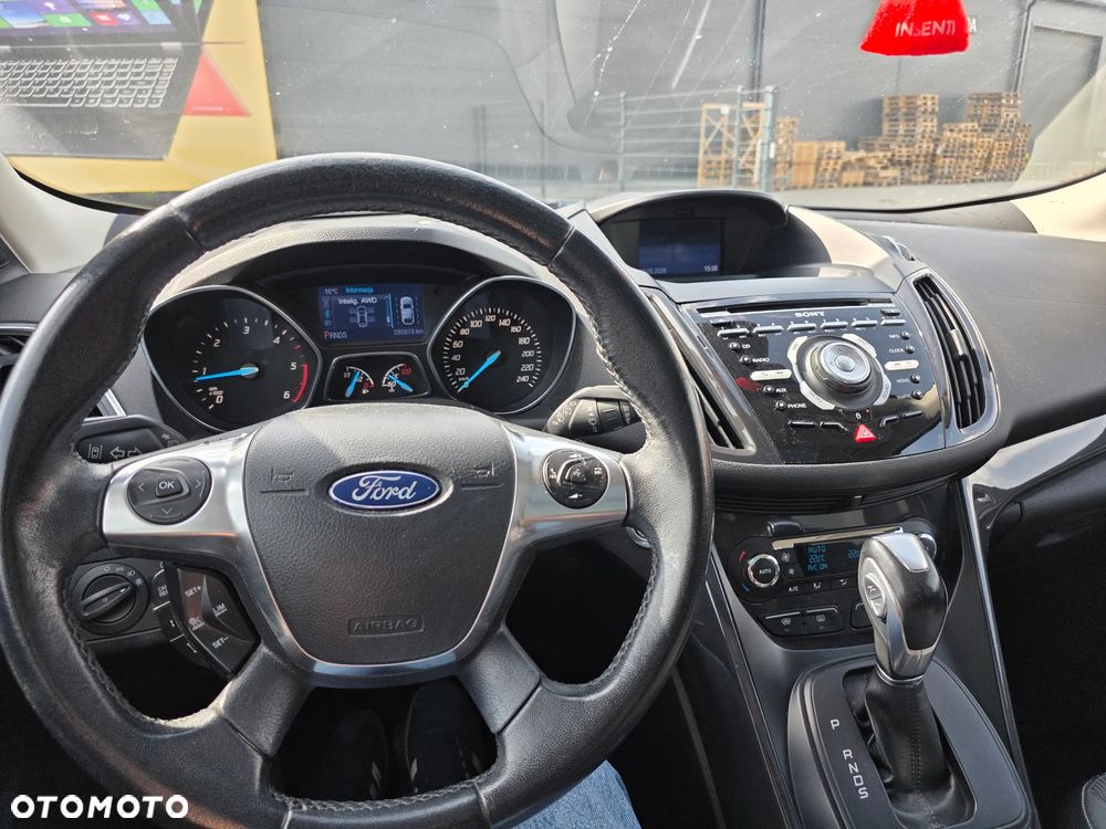 Ford Kuga 2.0 TDCi 4x4 Titanium - 9