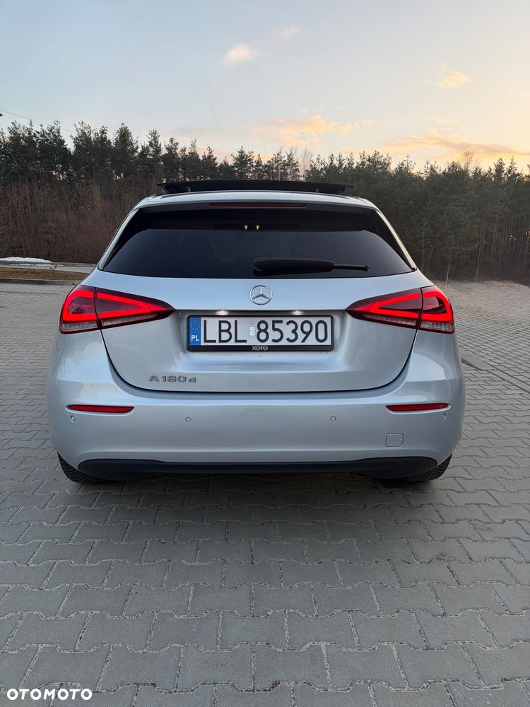 Mercedes-Benz Klasa A 180 d Progressive 7G-DCT - 8