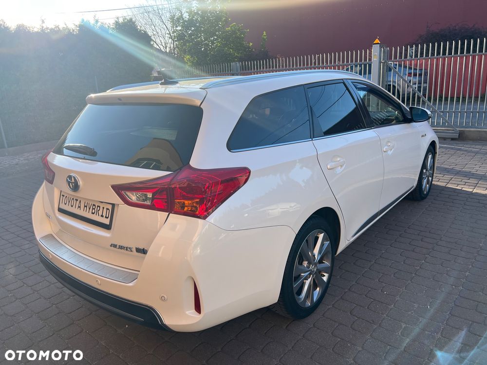 Toyota Auris 1.8 HSD Prestige NAVI - 11