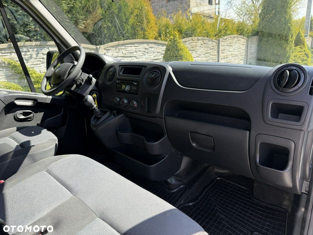 Renault Master - 24