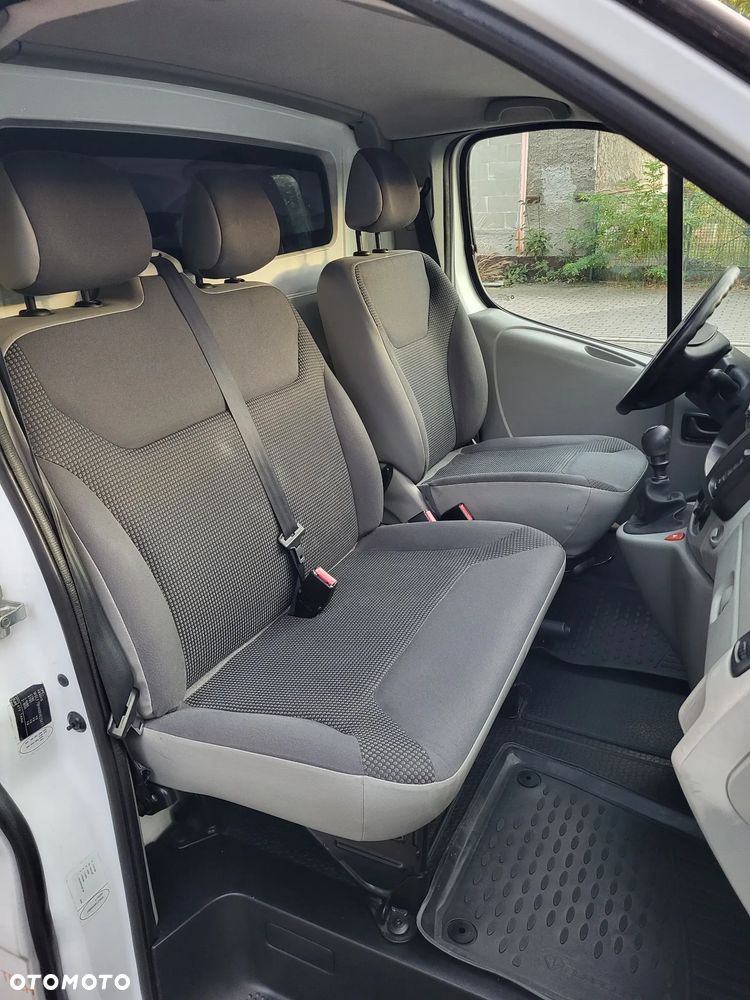 Opel Vivaro - 14