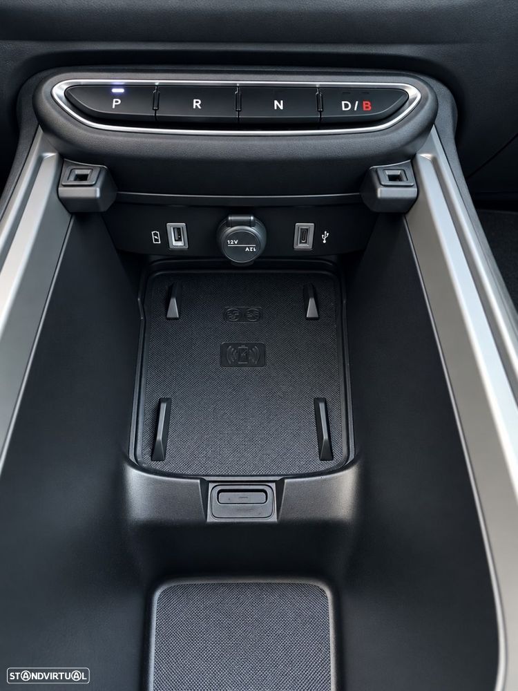 Jeep Avenger 54 kWh Summit - 28