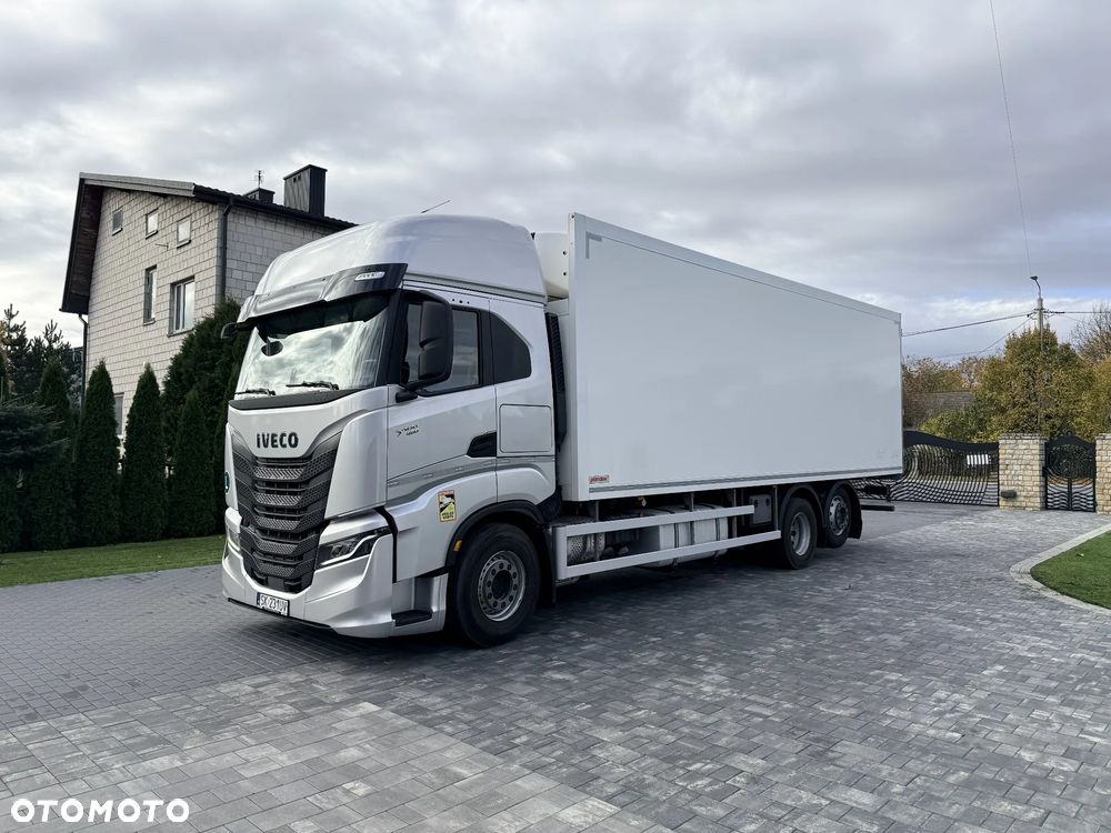 Iveco STRALIS S-WAY XP - 1