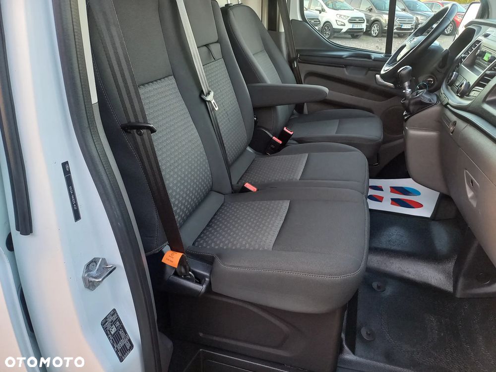 Ford Transit Custom - 21