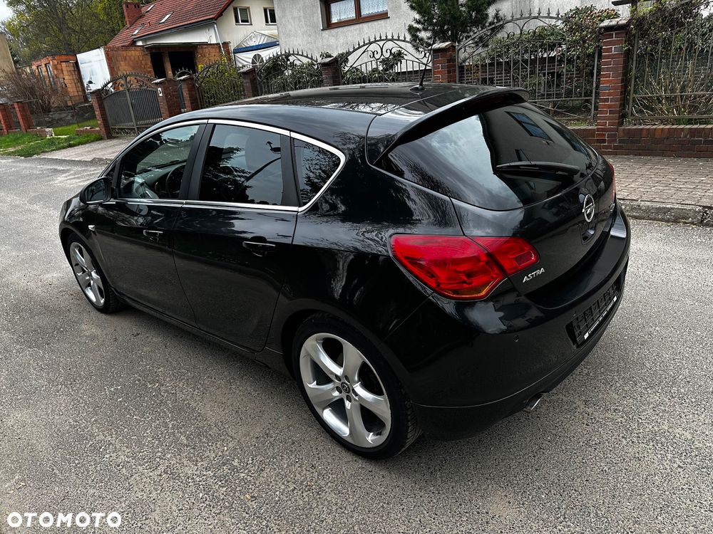 Opel Astra 1.4 Turbo Innovation - 13