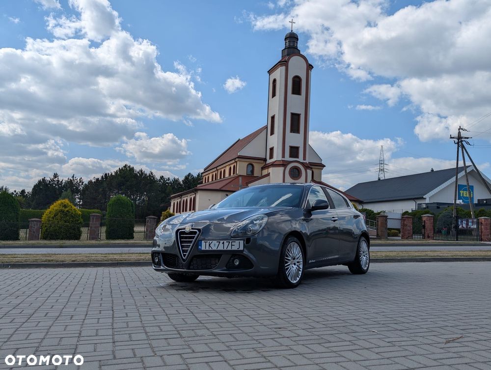 Alfa Romeo Giulietta - 1