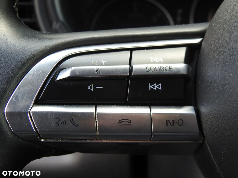 Mazda CX-30 SKYACTIV-D 1.8 - 21