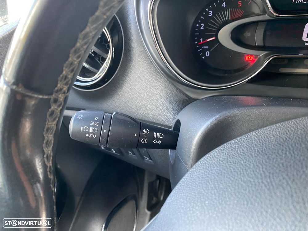 Renault Captur ENERGY dCi 90 S&S Experience - 32