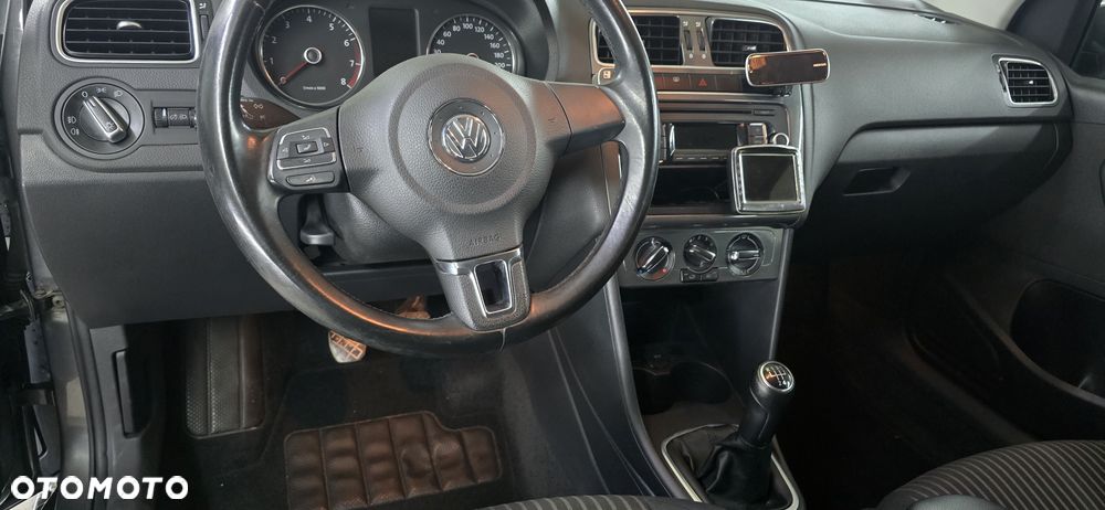 Volkswagen Polo 1.4 16V Comfortline Optimum - 23