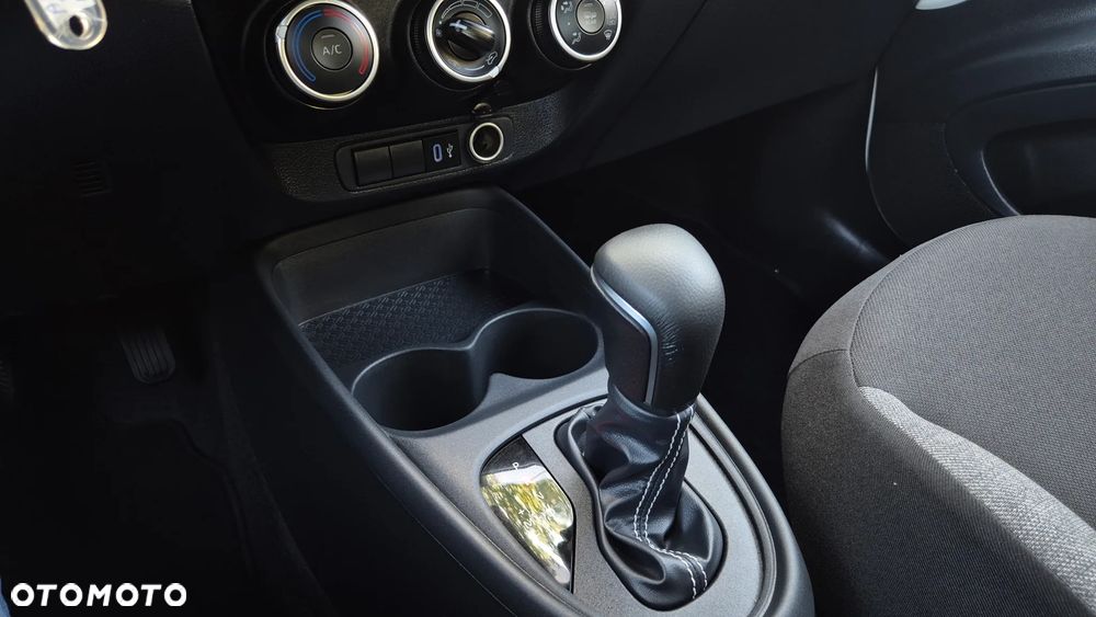 Toyota Aygo X S-CVT Air Prestige - 34