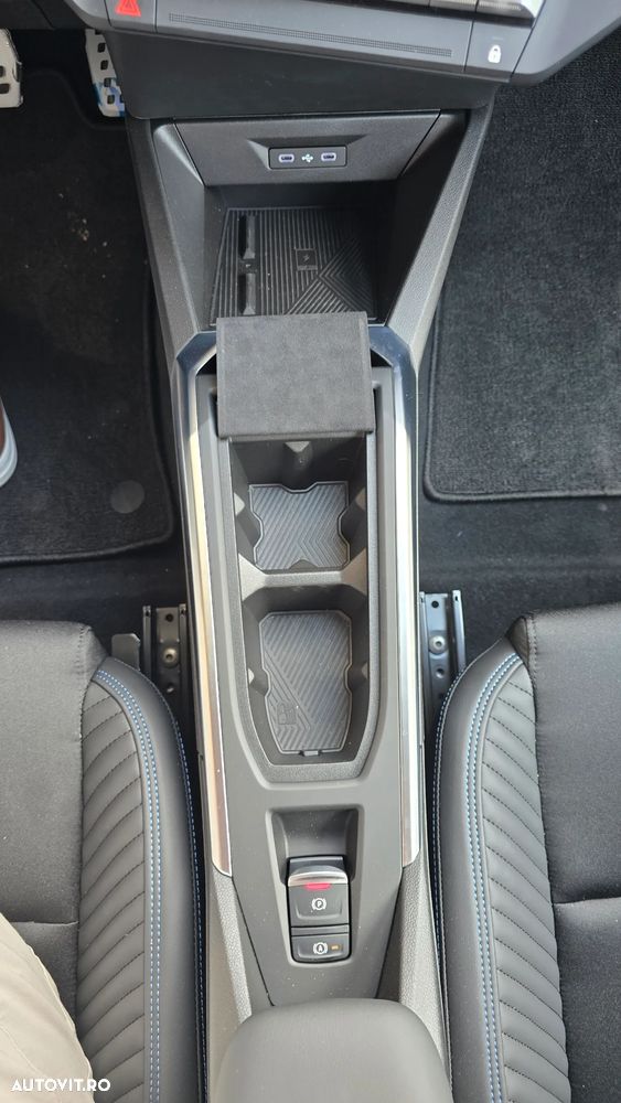 Renault Clio VI E-Tech 160 HEV Esprit Alpine - 16