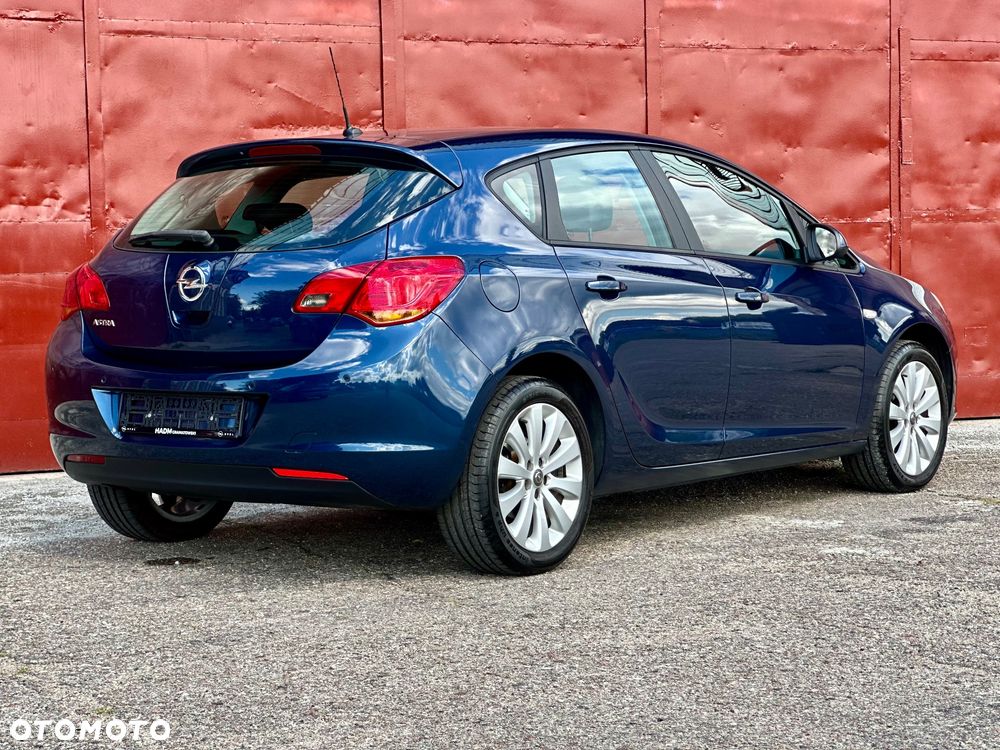 Opel Astra 1.6 Active - 27