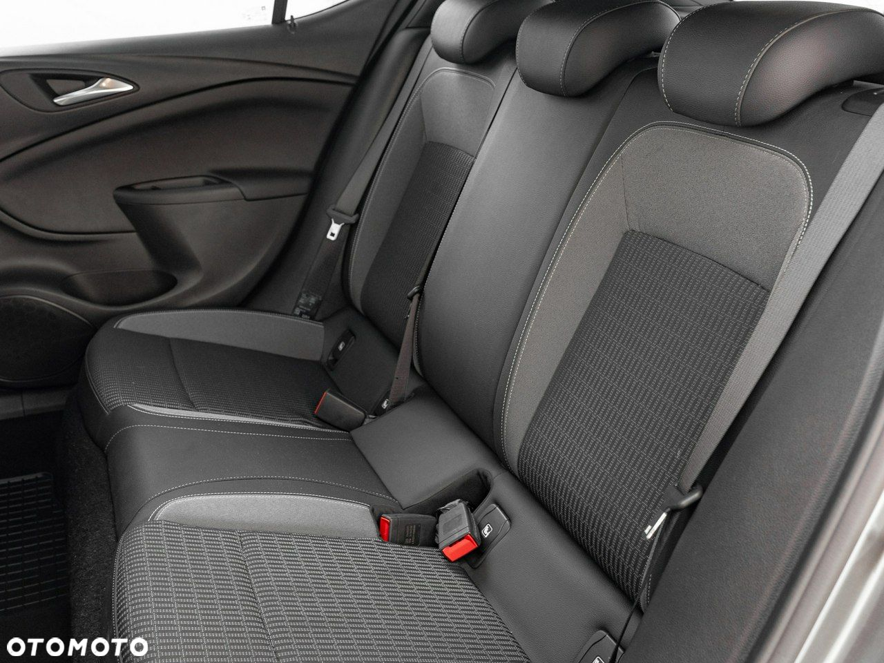 Opel Astra - 28