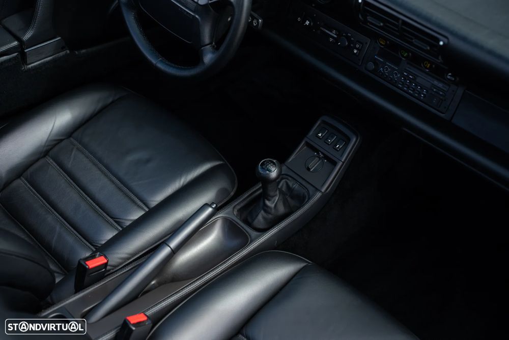 Porsche 911 (964) Cabriolet 3.6 Carrera 2 - 26