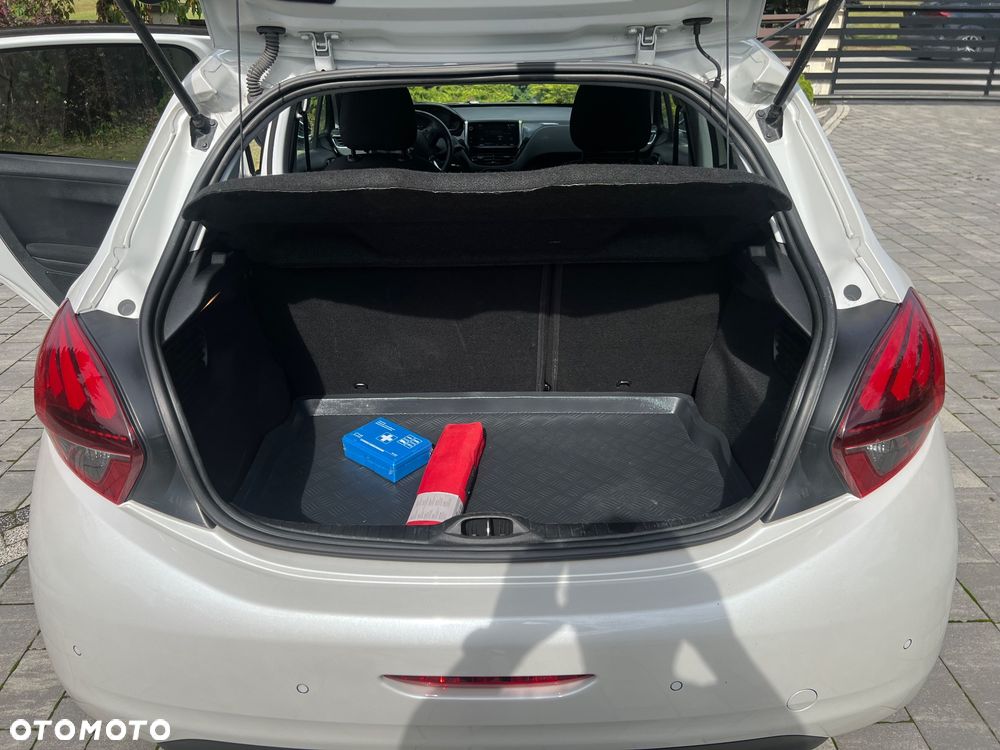 Peugeot 208 1.2 PureTech Style - 5