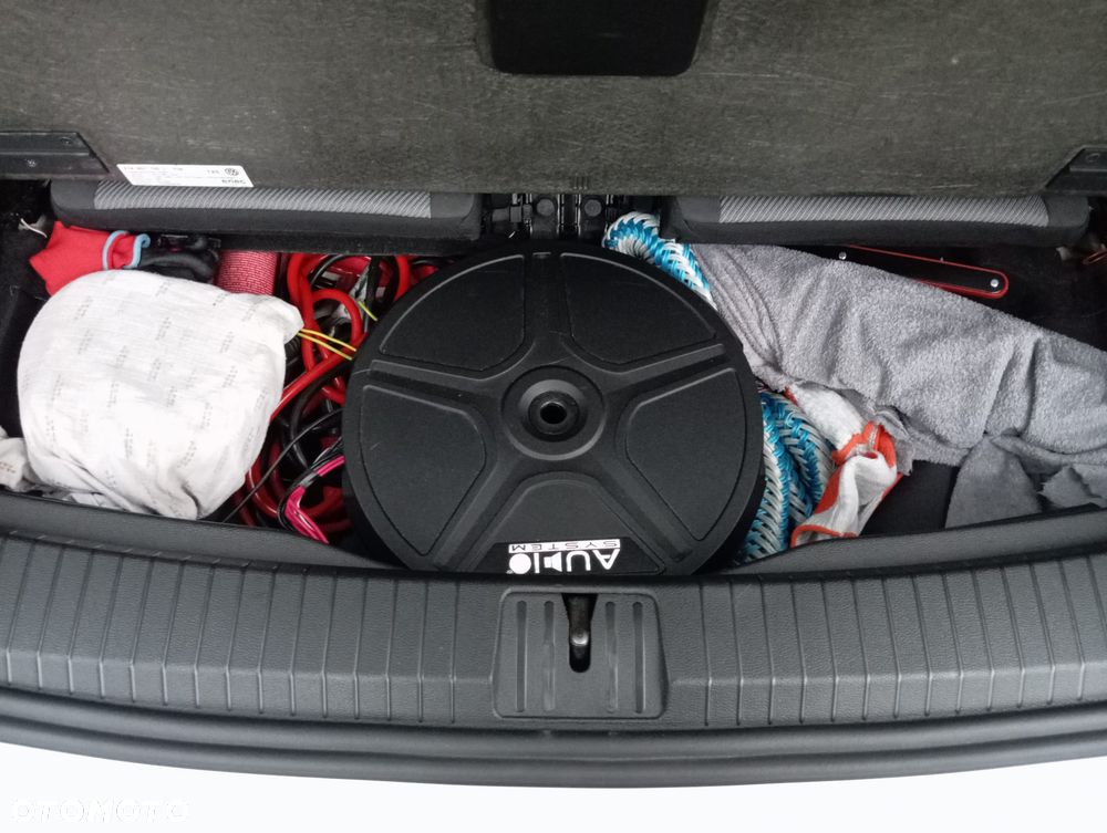 Volkswagen Touran 2.0 TDI BMT Highline DSG - 23