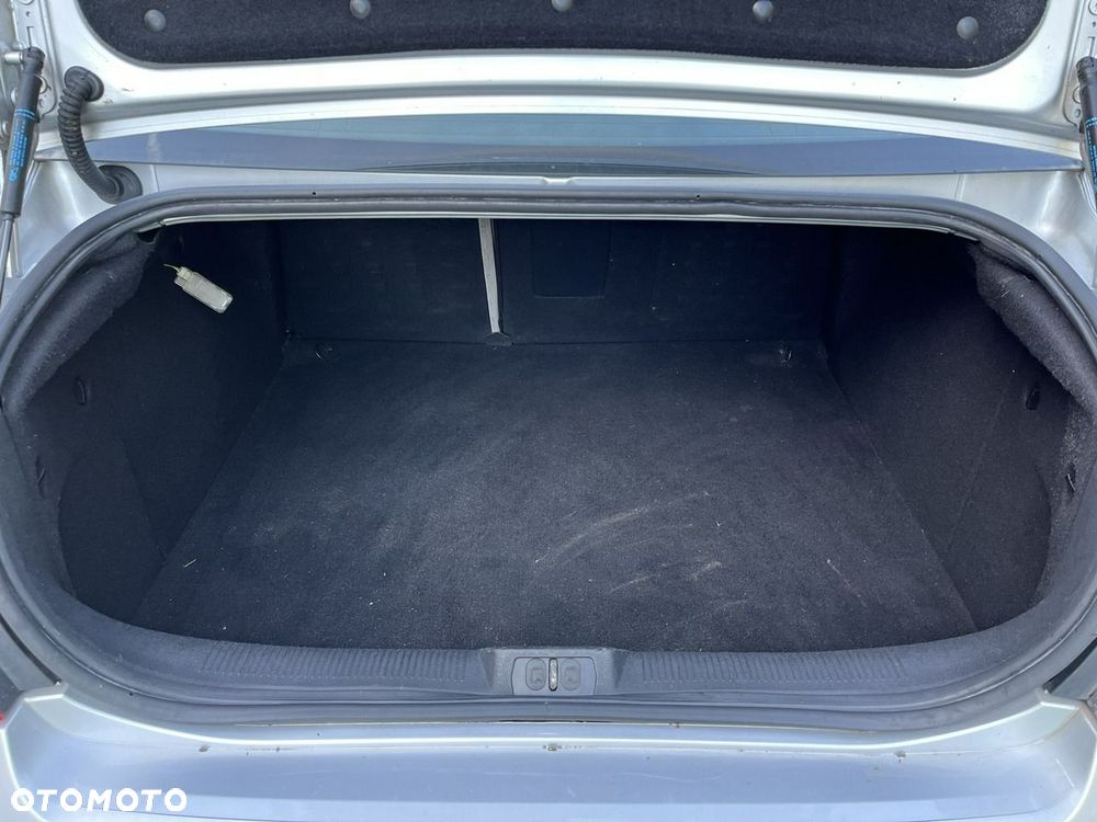 Peugeot 407 - 26