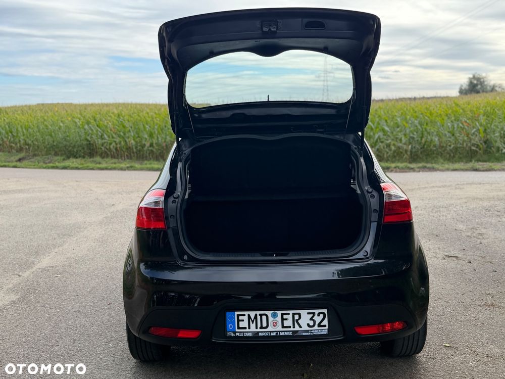 Kia Rio 1.2 Dream-Team Edition - 17