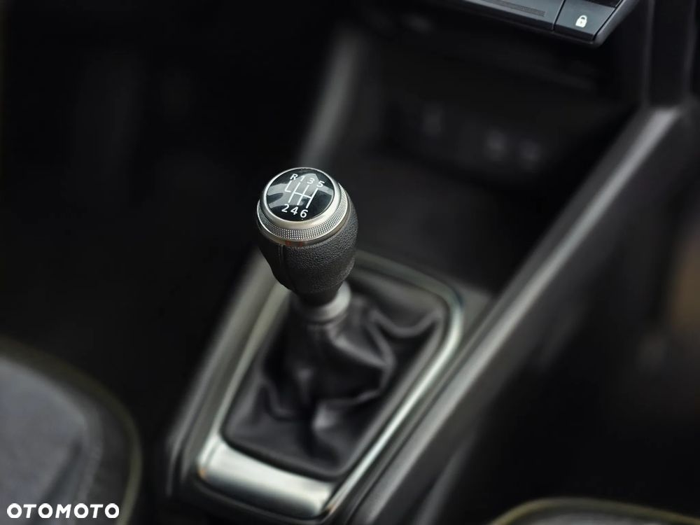 Renault Captur - 22