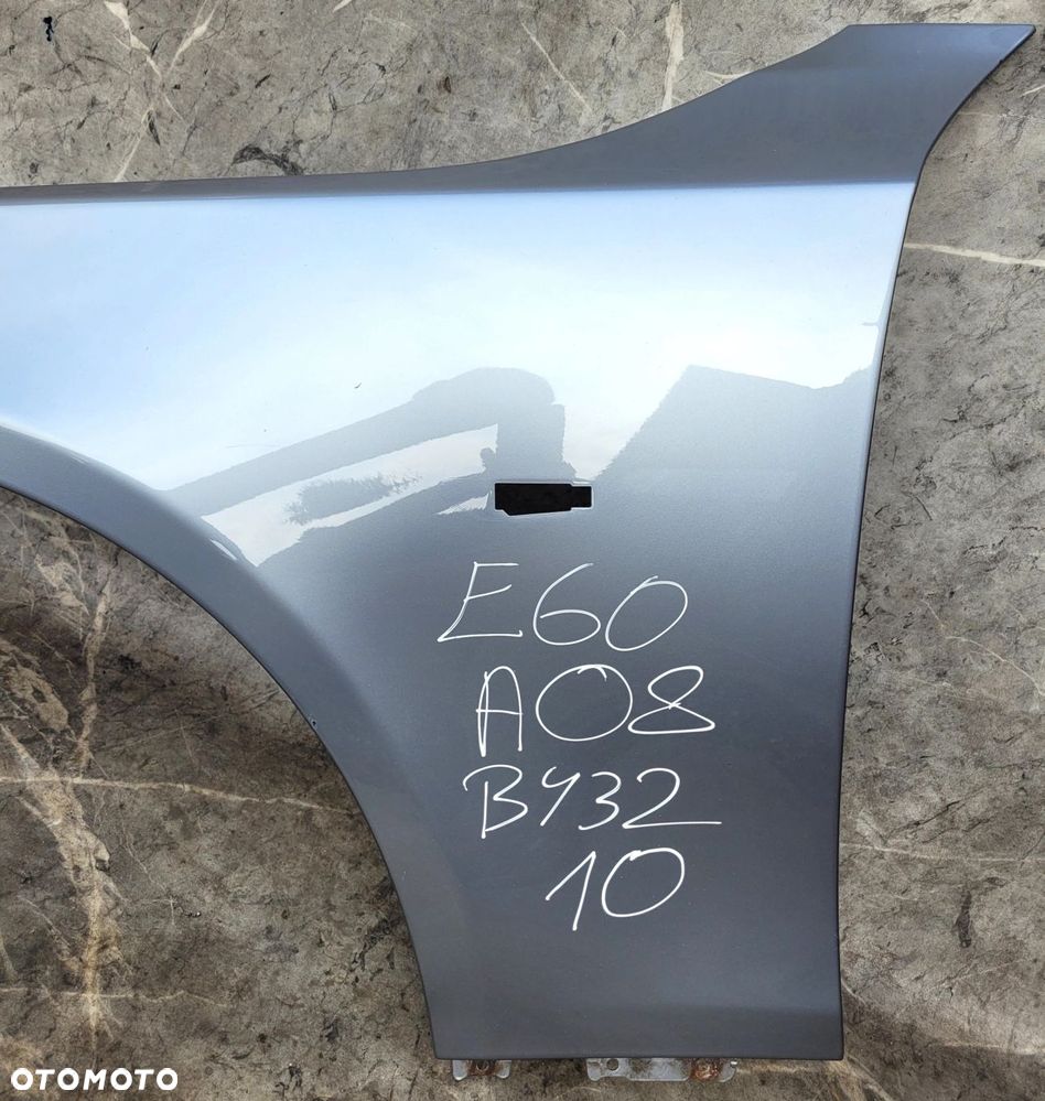 BŁOTNIK LEWY PRZÓD BMW E60 E61 A08 SILBERGRAU B432 - 5