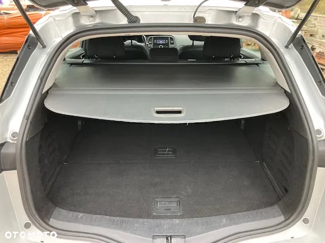 Renault Megane 1.5 Blue dCi Business - 10
