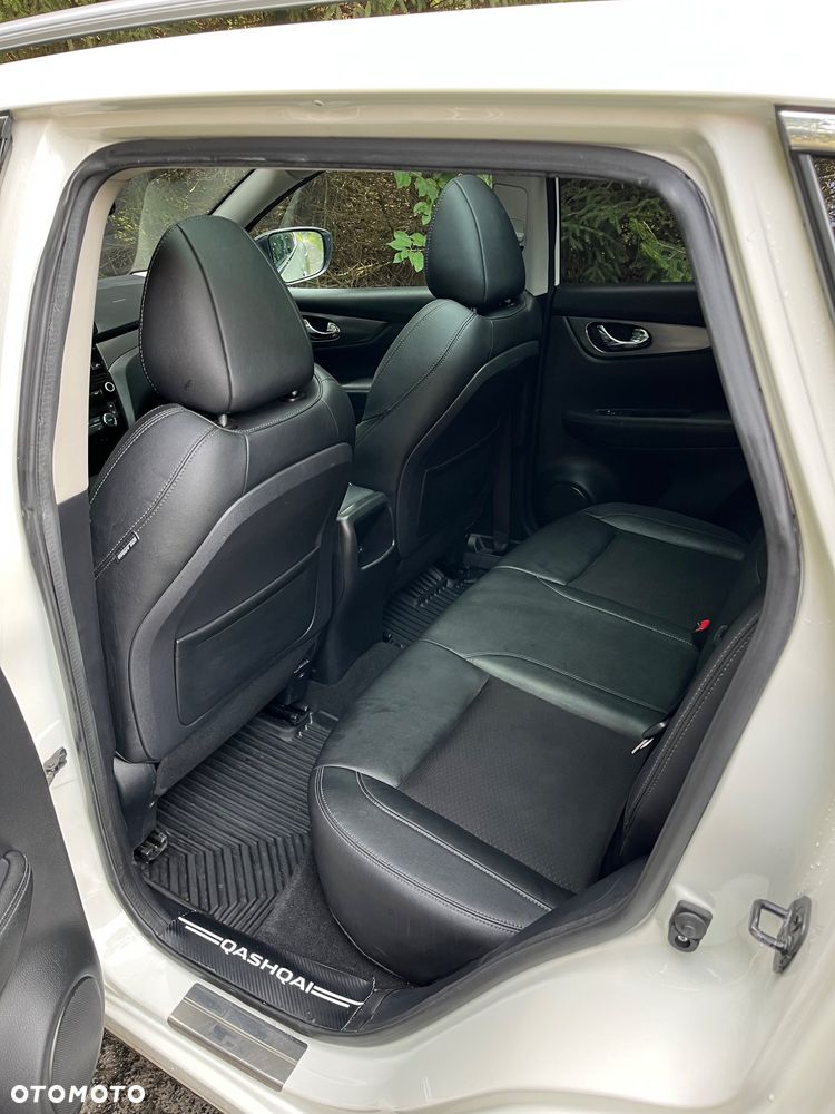 Nissan Qashqai 1.2 DIG-T Tekna EU6 - 8