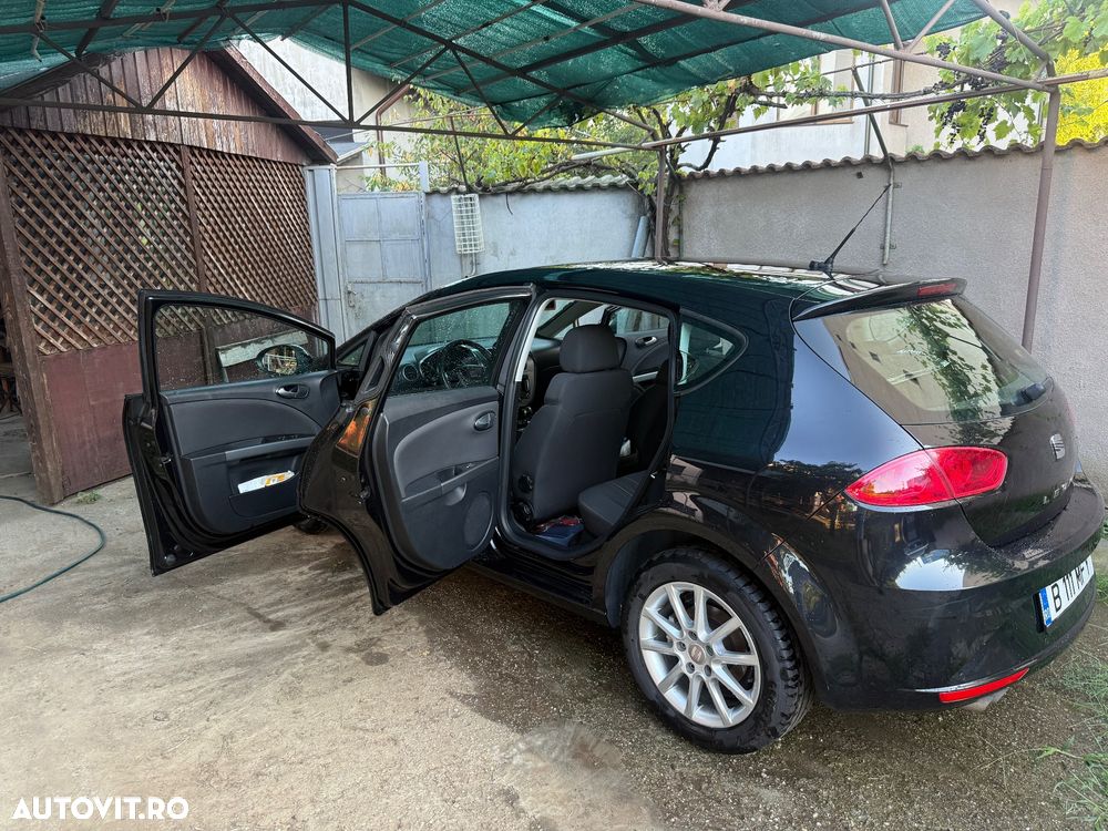 Seat Leon 1.6 TDI DPF DSG Style Copa - 3
