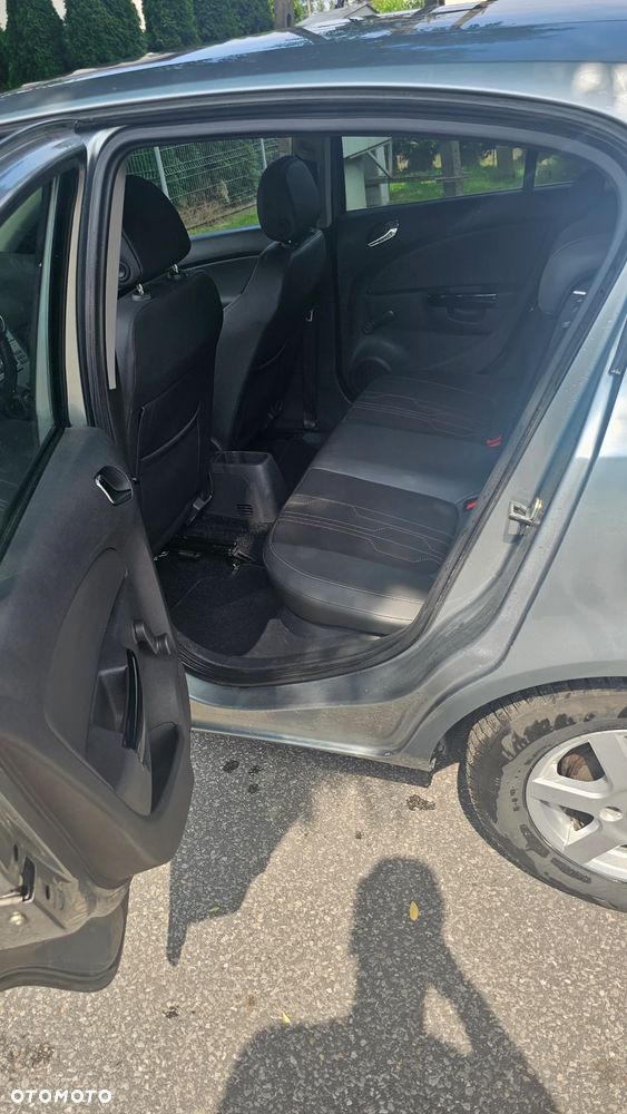 Opel Corsa 1.4 16V 150 Jahre - 13