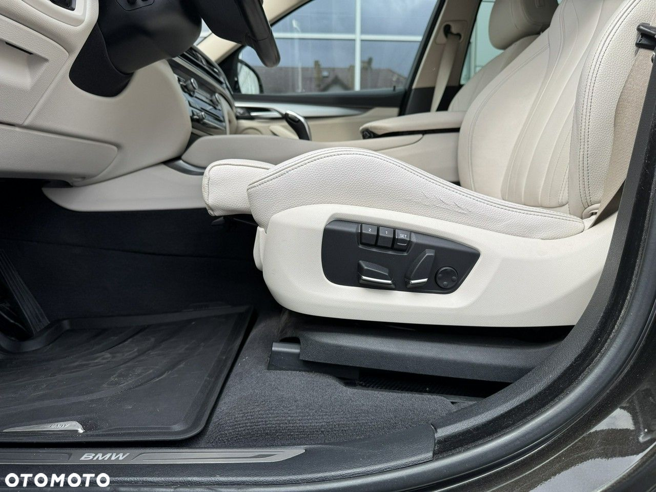 BMW X6 xDrive30d - 11
