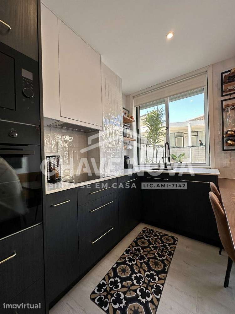 Apartamento T1 com terraço de 35 m2 em Leça da Palmeira - Grande imagem: 4/22