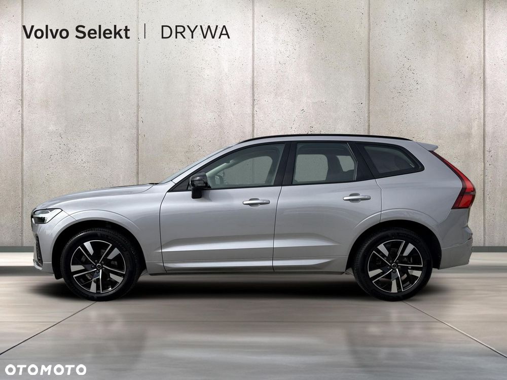 Volvo XC 60 B5 B AWD Plus Dark - 3