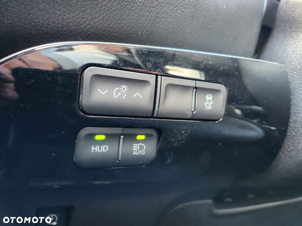 Toyota Prius Plug-in 1.8 Hybrid Prestige - 13