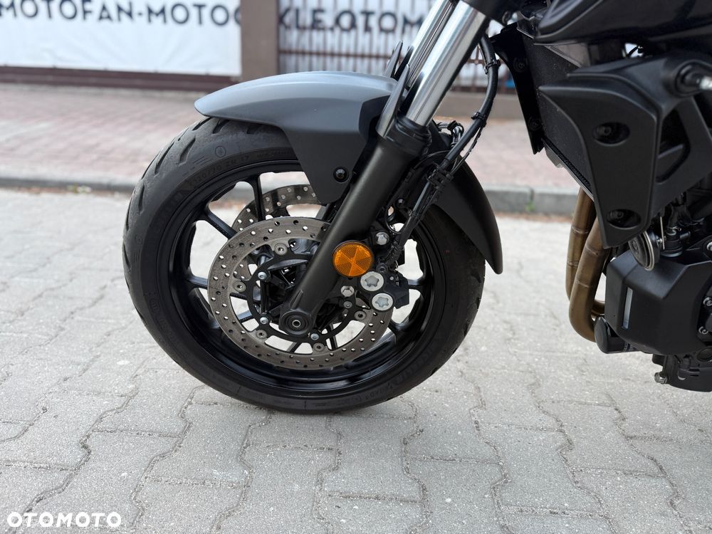 Yamaha MT - 21