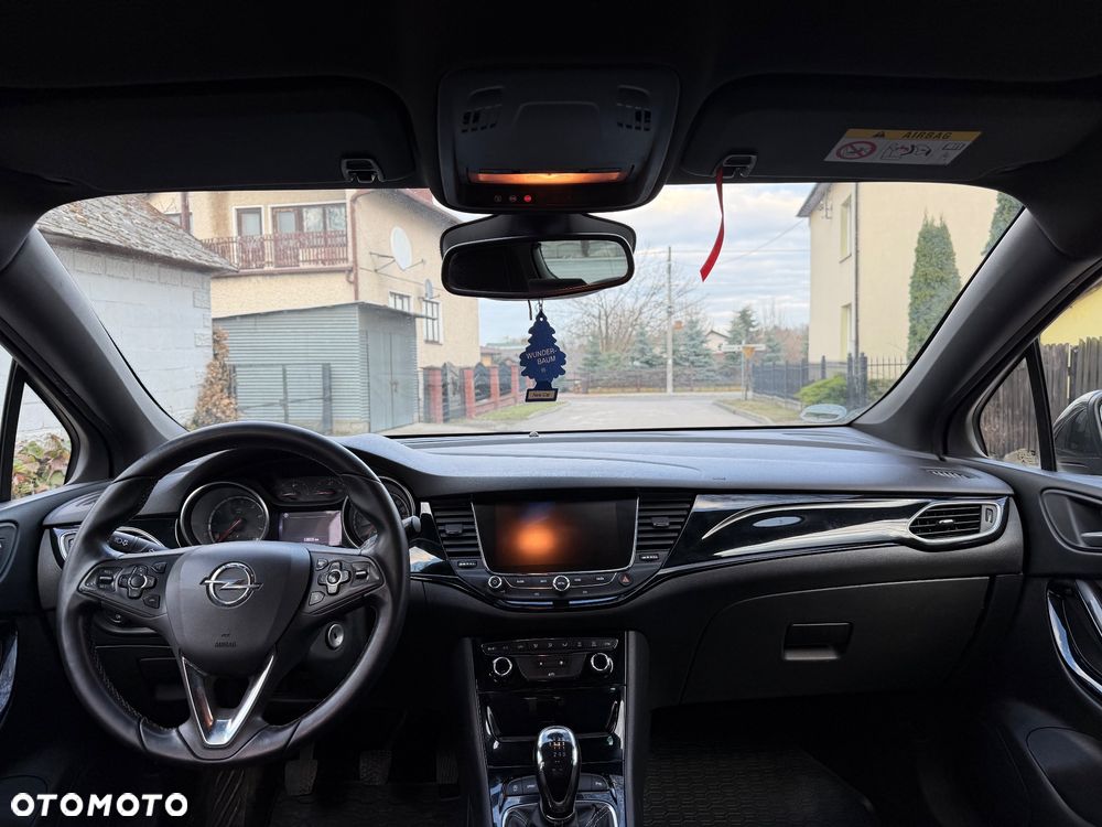 Opel Astra 1.4 Turbo Business - 11