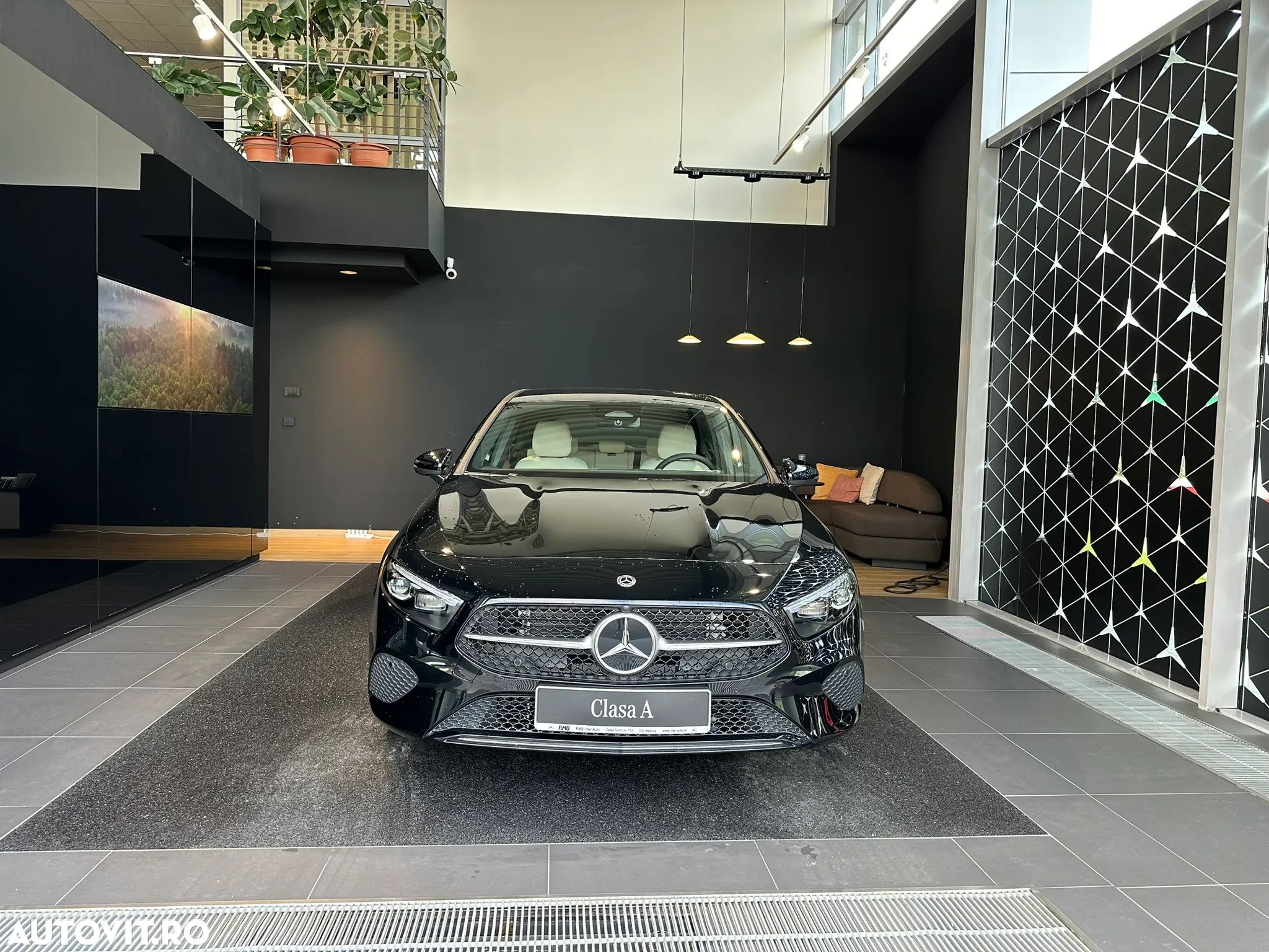 Mercedes-Benz A 200 7G-DCT - 1