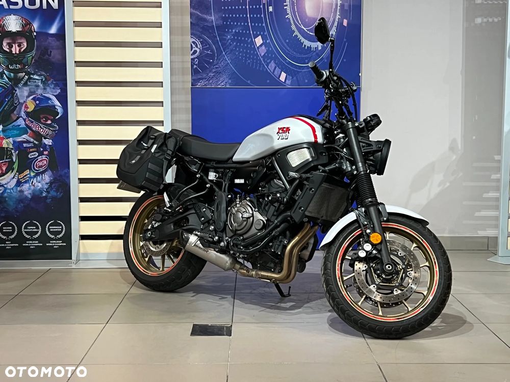 Yamaha XSR - 12