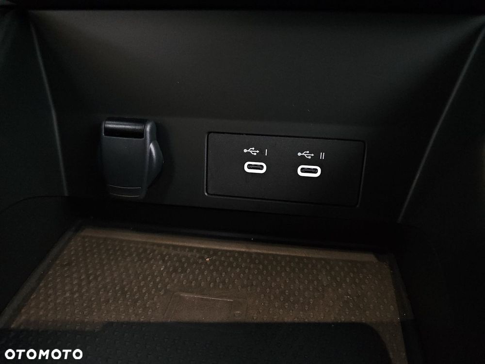 Renault Captur 1.0 TCe Techno - 25