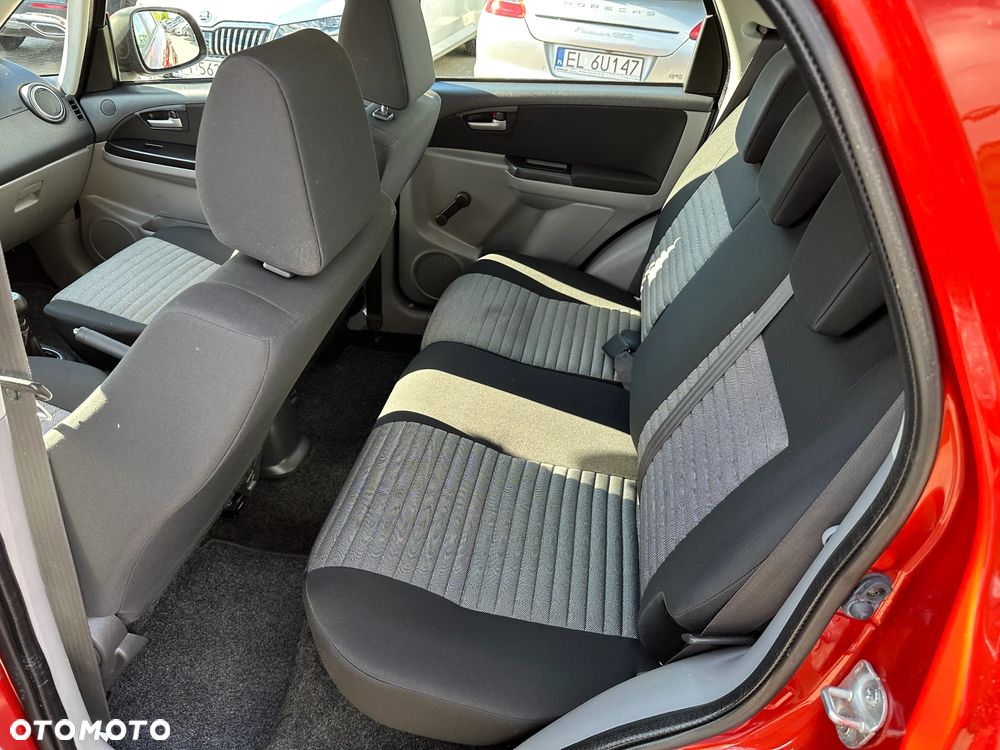 Suzuki SX4 - 19