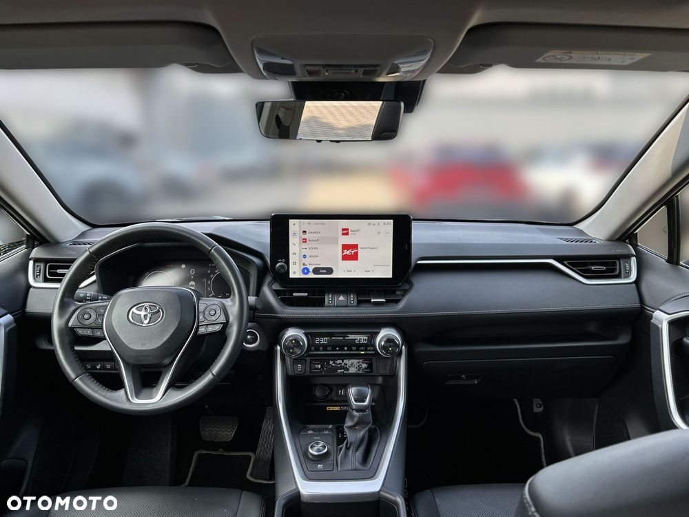 Toyota RAV4 - 9