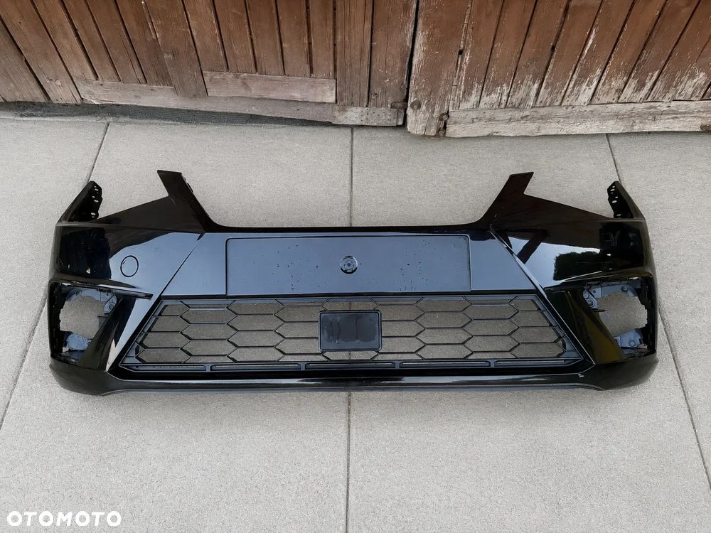 Zderzak przedni Seat Ibiza V radar 6F0 807 221 D - 1