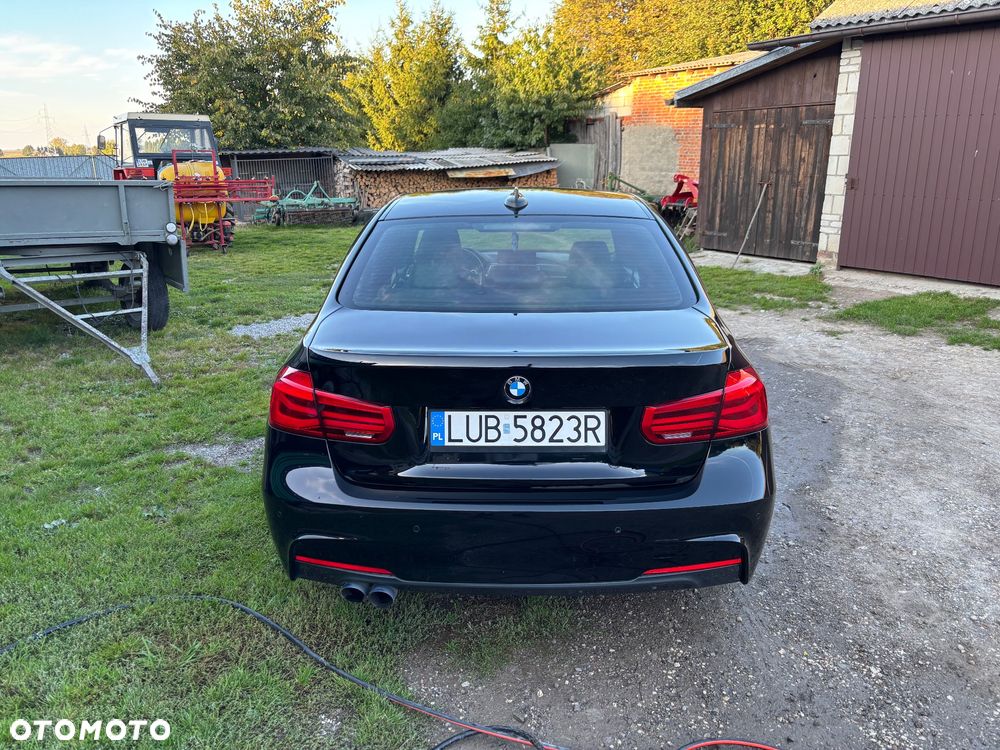 BMW Seria 3 328i xDrive - 5